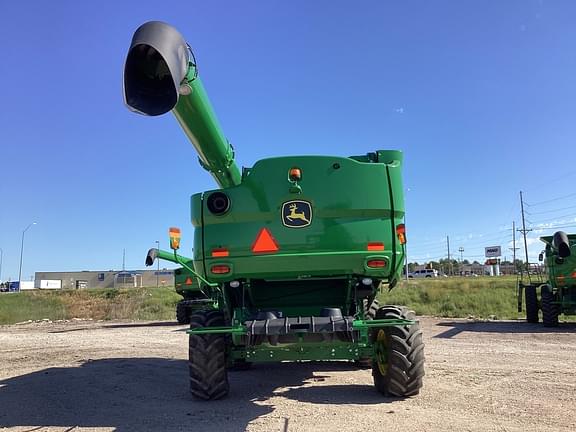 Image of John Deere S770 equipment image 4