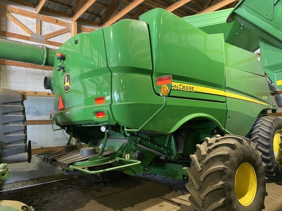 2018 John Deere S770 Equipment Image0