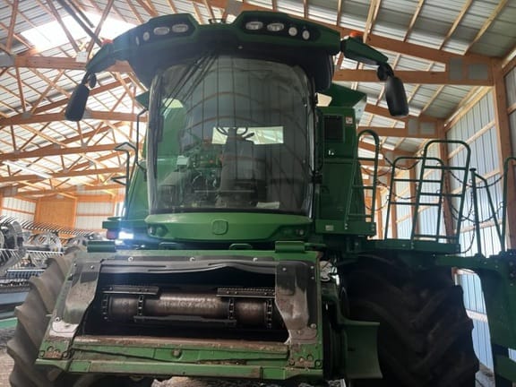 2018 John Deere S770 Equipment Image0