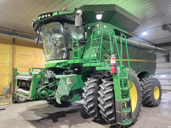 Image of John Deere S770 equipment image 1