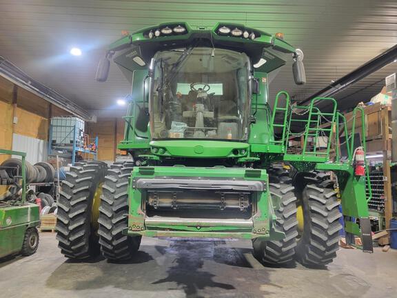 Image of John Deere S770 Primary image