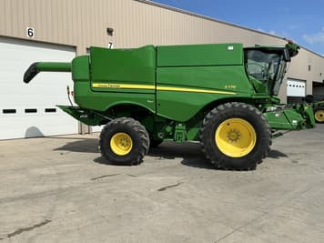 Main image John Deere S770