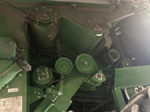 Image of John Deere S770 equipment image 4