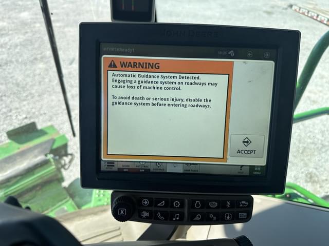 Image of John Deere S770 equipment image 3