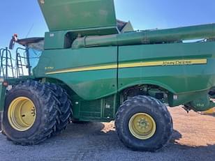 Main image John Deere S770 4