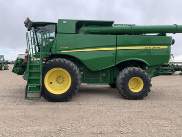 Main image John Deere S770