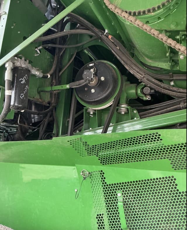 Image of John Deere S770 equipment image 4
