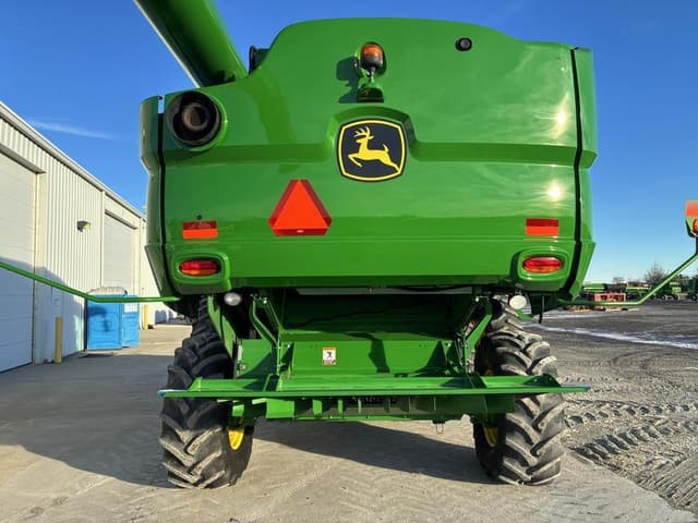 Image of John Deere S770 equipment image 4