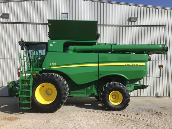 2018 John Deere S770 Equipment Image0