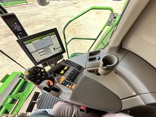 Main image John Deere S770 34