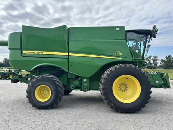 Image of John Deere S770 equipment image 4