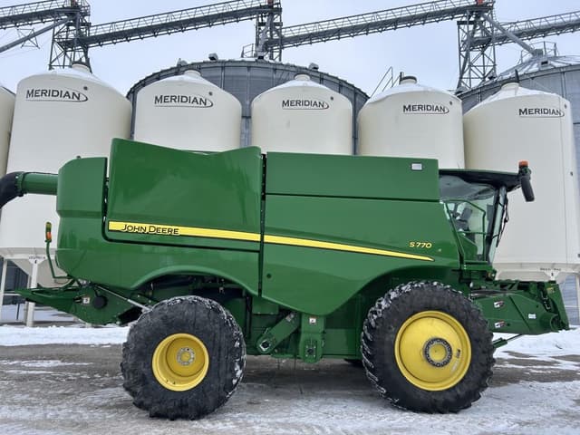 Image of John Deere S770 equipment image 3