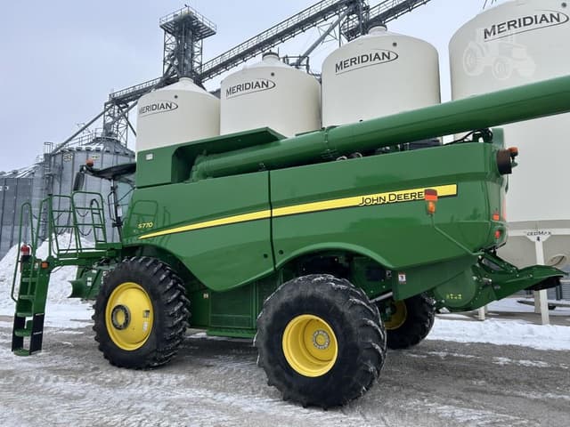 Image of John Deere S770 equipment image 4