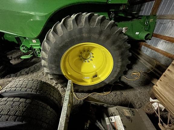 Image of John Deere S770 equipment image 4