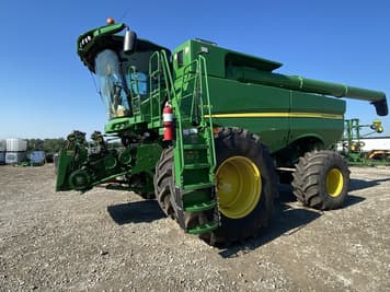 Main image John Deere S770