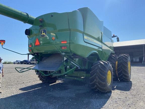 Image of John Deere S770 equipment image 4