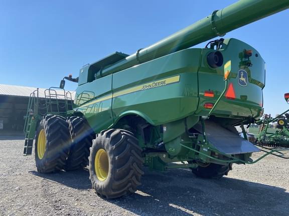 Image of John Deere S770 equipment image 3