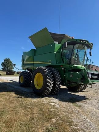 Image of John Deere S770 equipment image 1