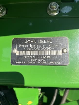 Image of John Deere S770 equipment image 1