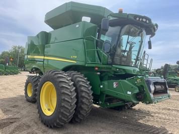 Main image John Deere S770