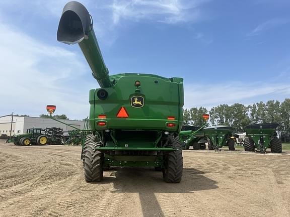 Image of John Deere S770 equipment image 3