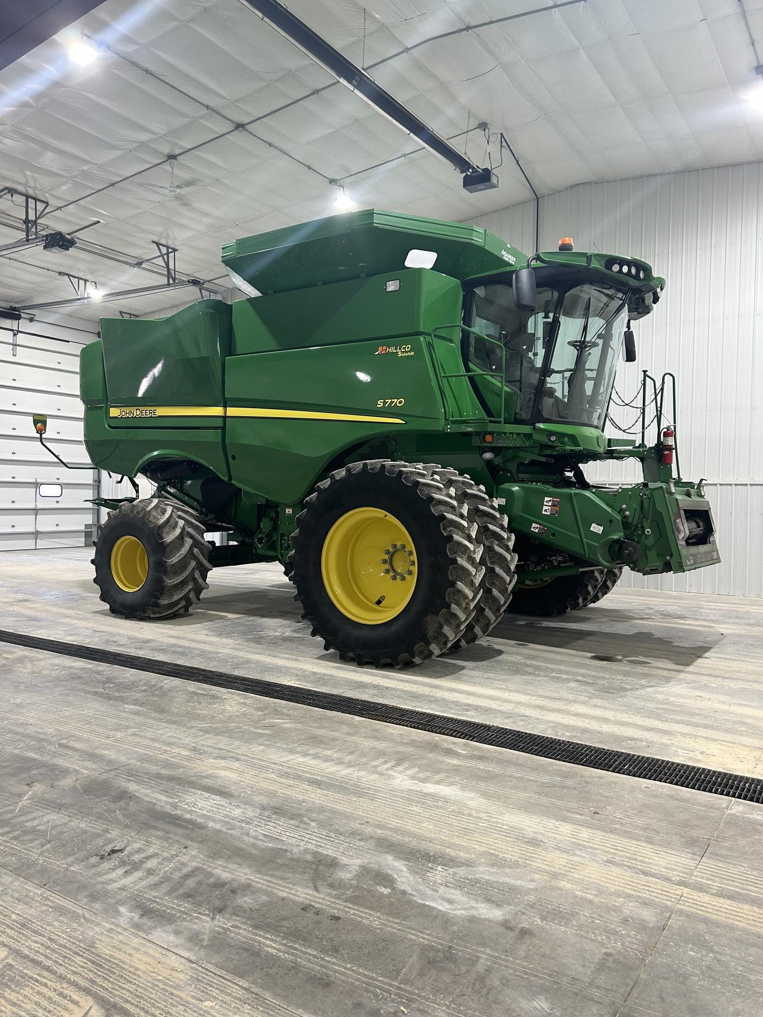 Main image John Deere S770
