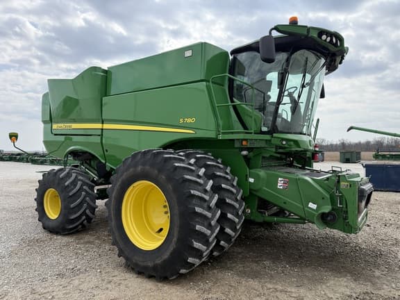Image of John Deere S780 equipment image 3
