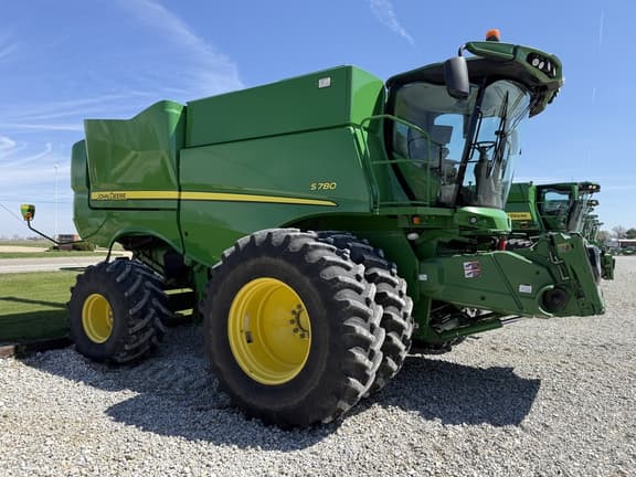 Image of John Deere S780 equipment image 3