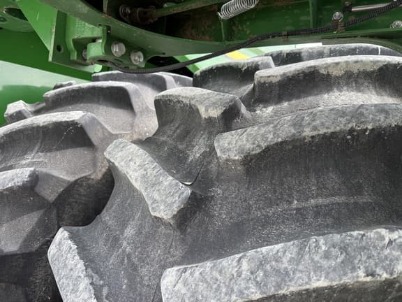 Image of John Deere S780 equipment image 1