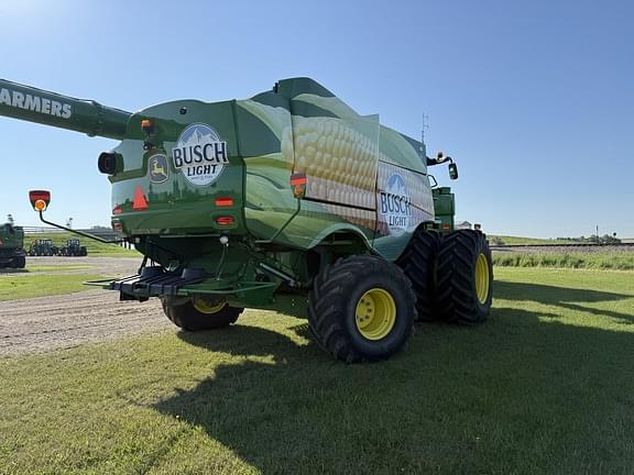 Image of John Deere S780 equipment image 3