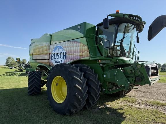 Image of John Deere S780 Primary image
