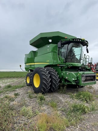 2018 John Deere S780 Equipment Image0