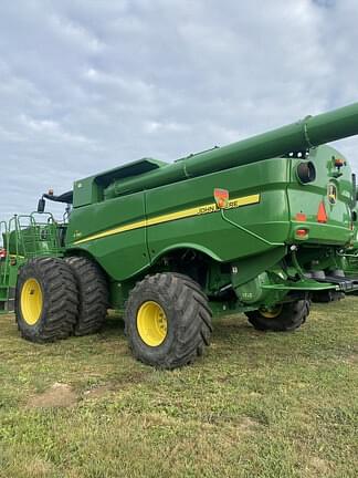 Image of John Deere S780 equipment image 3