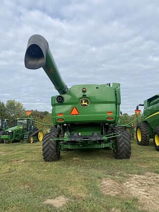 Image of John Deere S780 equipment image 4