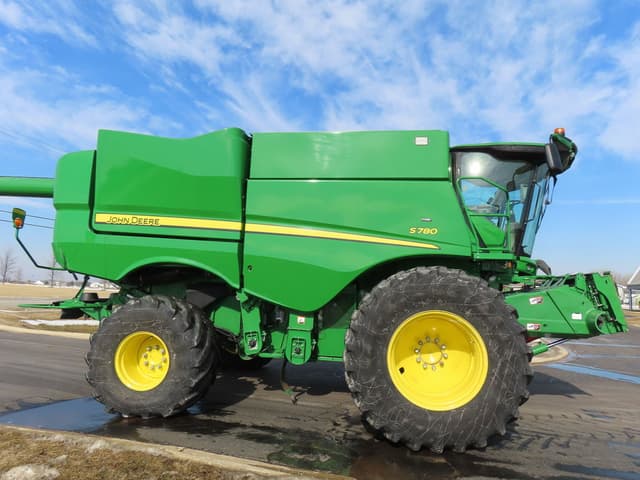 Image of John Deere S780 equipment image 3
