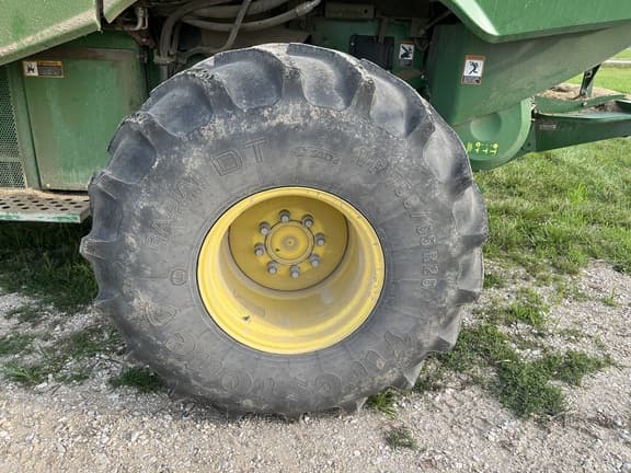 Image of John Deere S780 equipment image 2