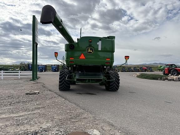 Image of John Deere S780 equipment image 3