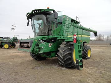 Main image John Deere S780