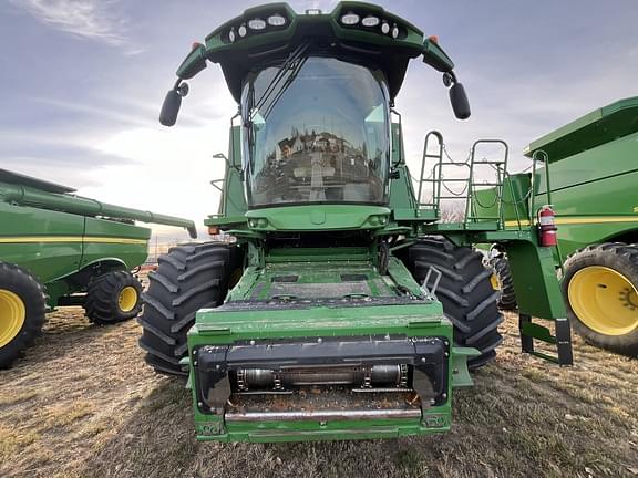 Image of John Deere S780 equipment image 3