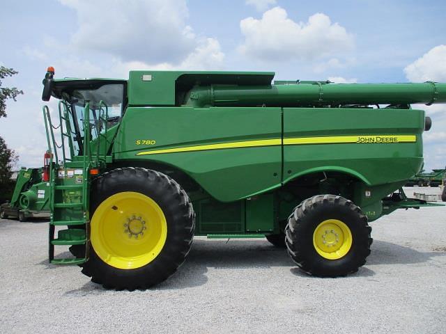 Image of John Deere S780 equipment image 2