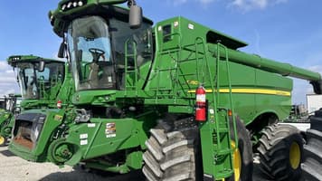Main image John Deere S780