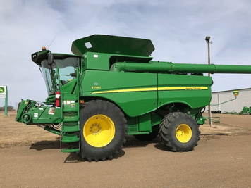 Main image John Deere S780