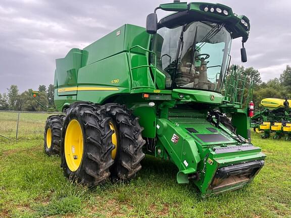 Image of John Deere S780 equipment image 2