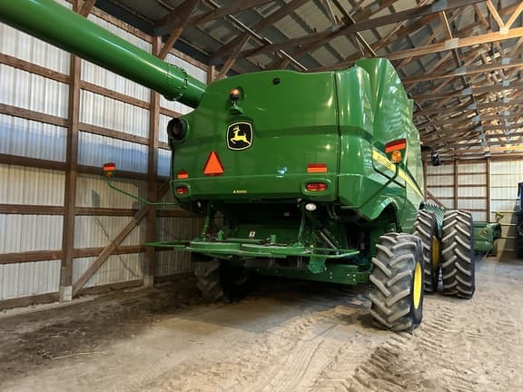 Image of John Deere S780 equipment image 3