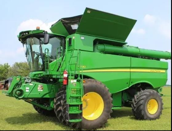 Main image John Deere S780