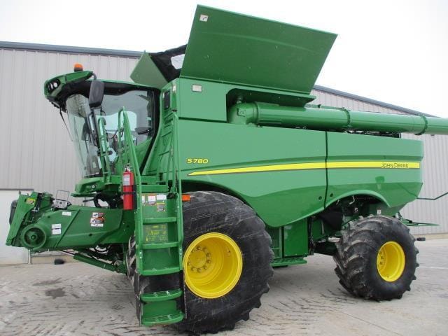Main image John Deere S780