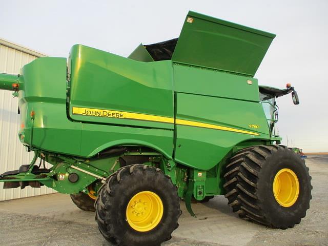 Image of John Deere S780 equipment image 4