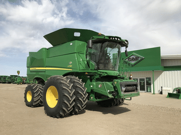 Main image John Deere S780