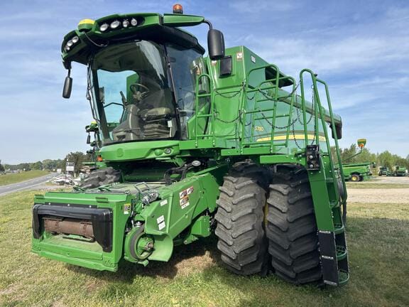 2018 John Deere S780 Equipment Image0
