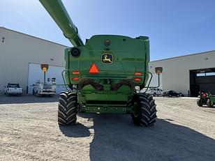 Main image John Deere S780 7